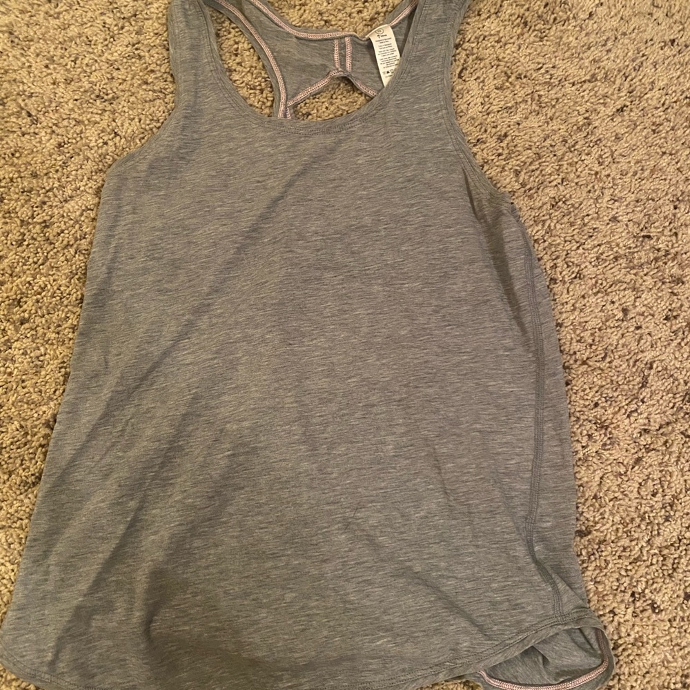 loose grey ivivva tank top